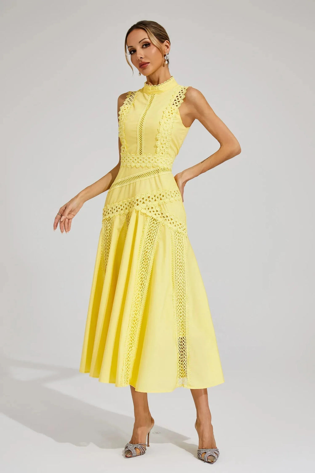 Sleeveless Midi Dress for Women with Flattering Cut and Summer Style