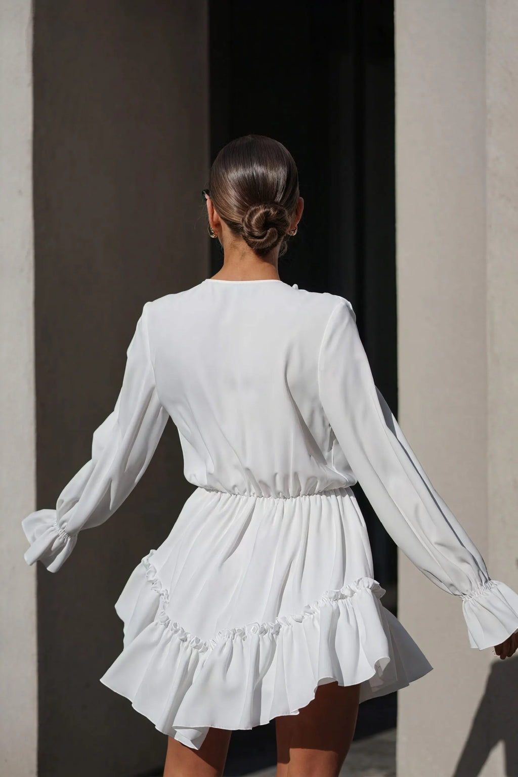 FlieÃŸendes Minikleid mit RÃ¼schen