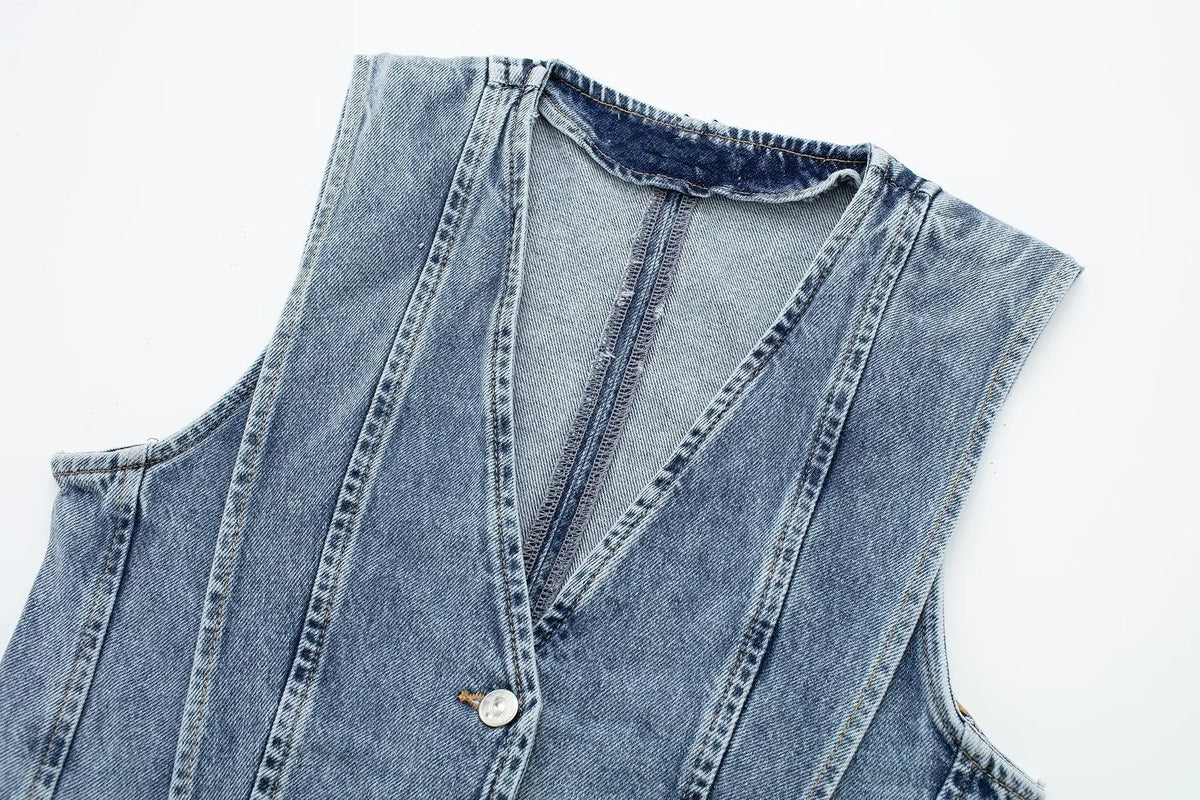 Taillierte Denim Weste mit V-Ausschnitt