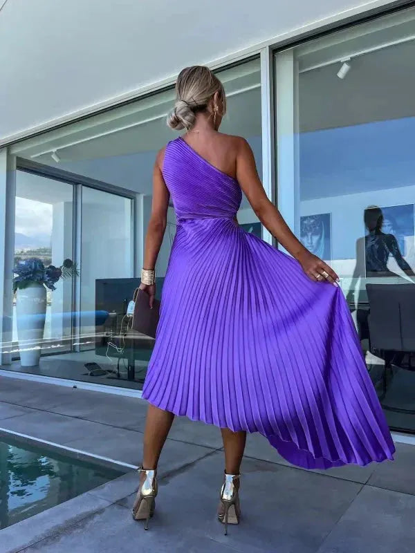 Belda | Elegant Asymmetrical Pleated Dress