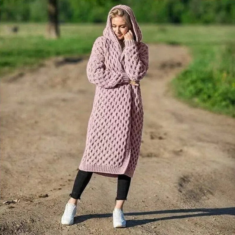 Sabinea - Warme Damen-Strickjacke mit Kapuze