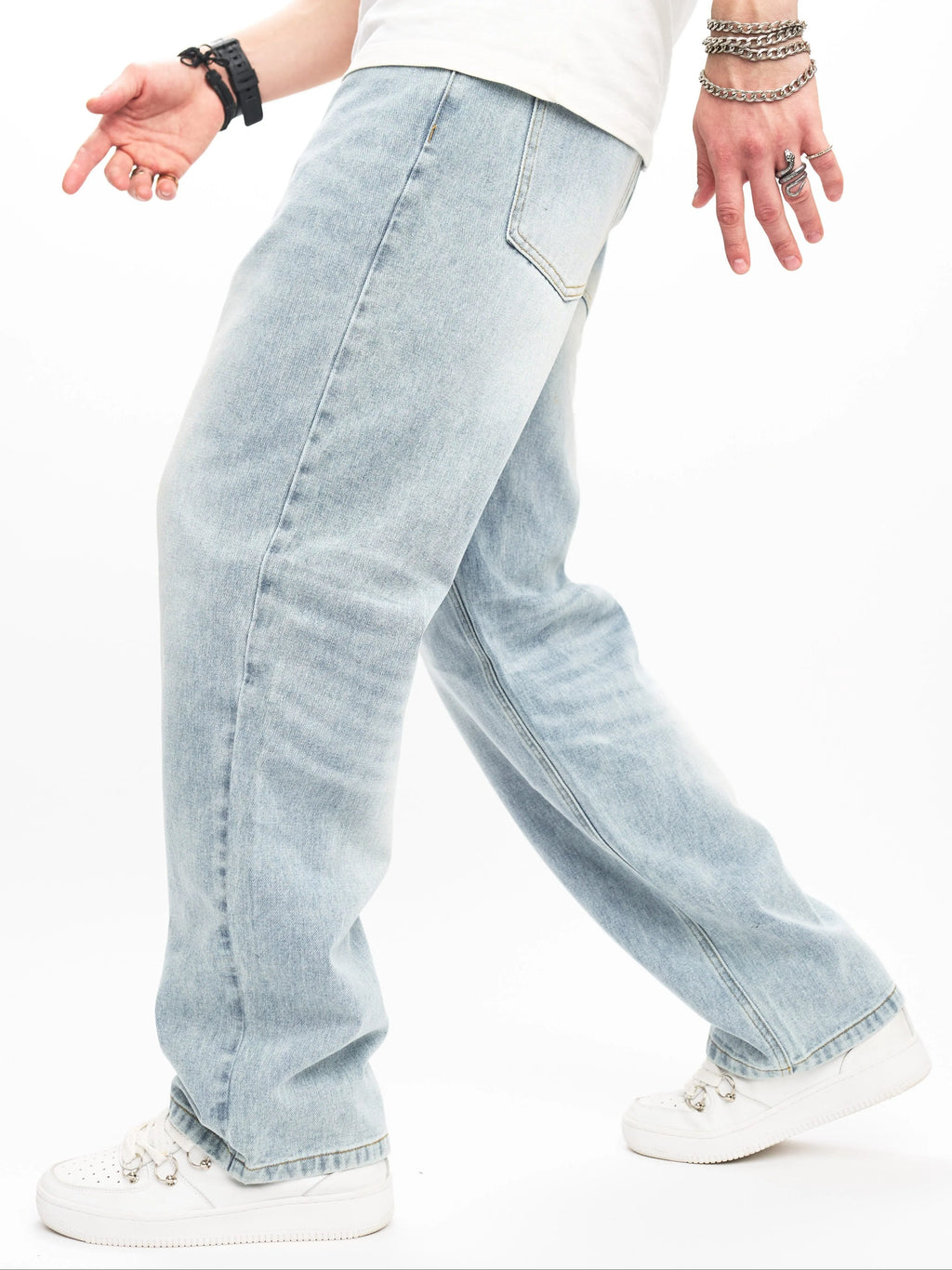Bequeme Herrenjeans Mit Lockerer Passform
