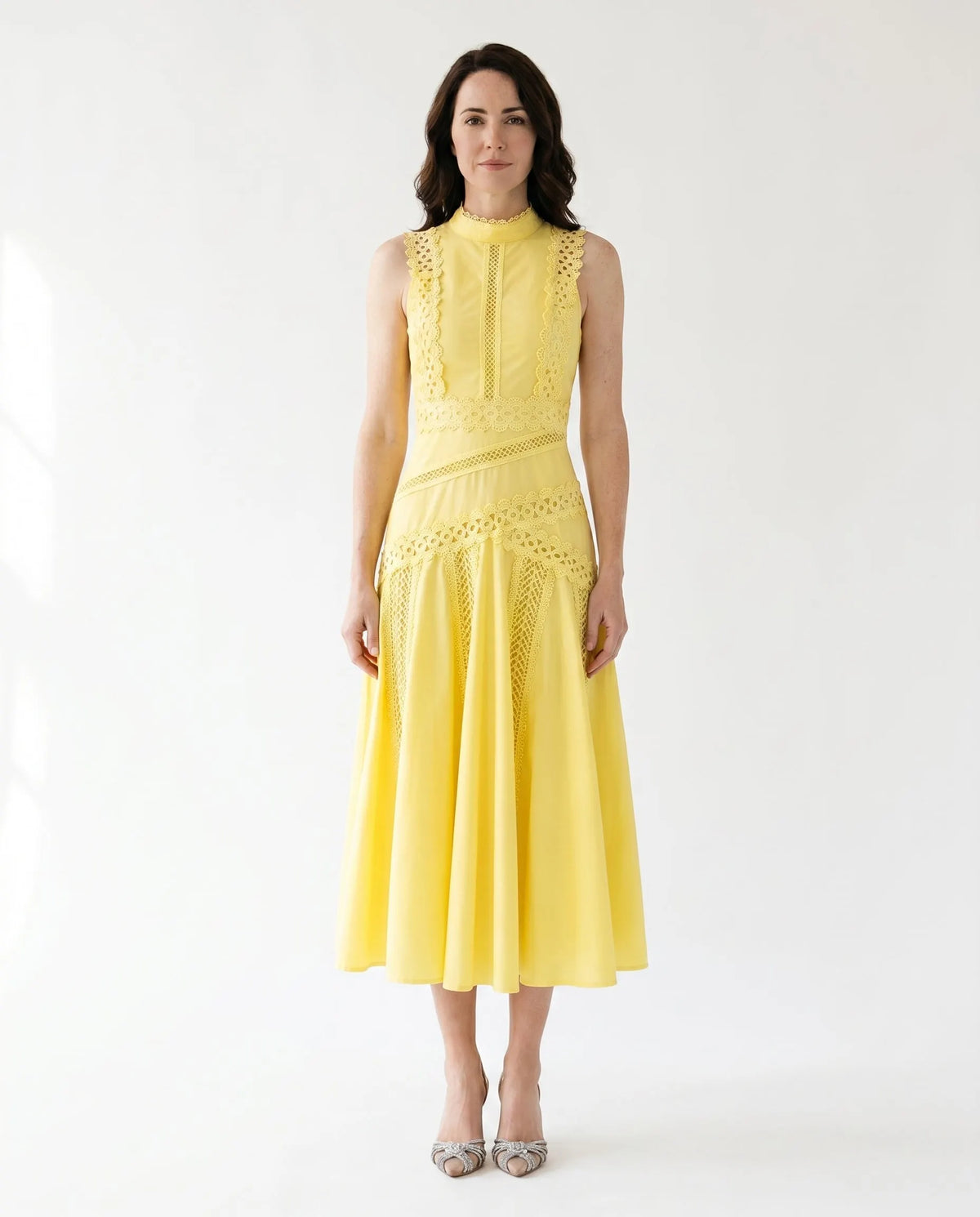 Sleeveless Midi Dress for Women with Flattering Cut and Summer Style