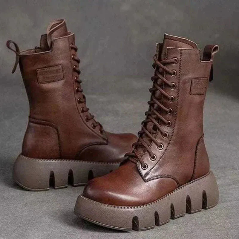 – Stylische Stiefel mit hoher Sohle