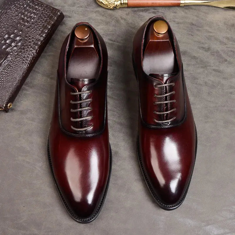 Klassische Herrenschuhe Oxford