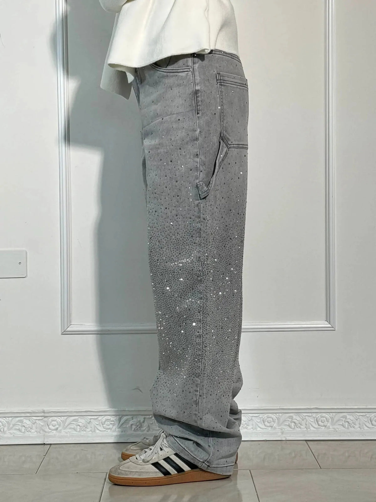 Balloon Jeans med Skinnende Detaljer – Trendy og Komfortable