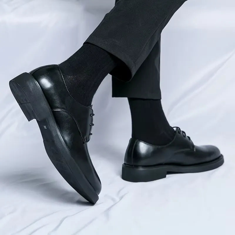 Elegante Herrenschuhe Aus Leder Mit Schnürung Und Rutschfester Sohle