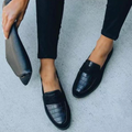 - Bequemer und eleganter Damenschuh