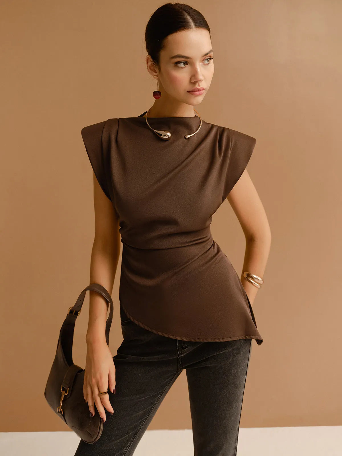 Top mit definierter Silhouette und Wickeldetail