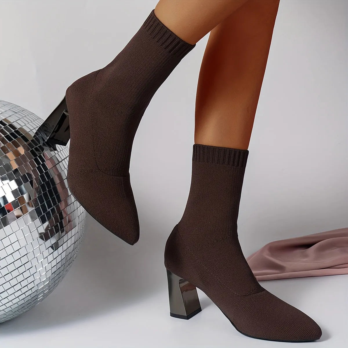 Elegante Strick-Ankle Boots mit Absatz