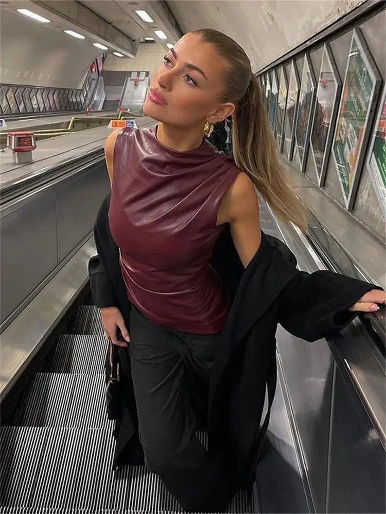 Vegan Leren Hoge Hals Top Voor Dames | Luxe Nauwsluitende Trendtop