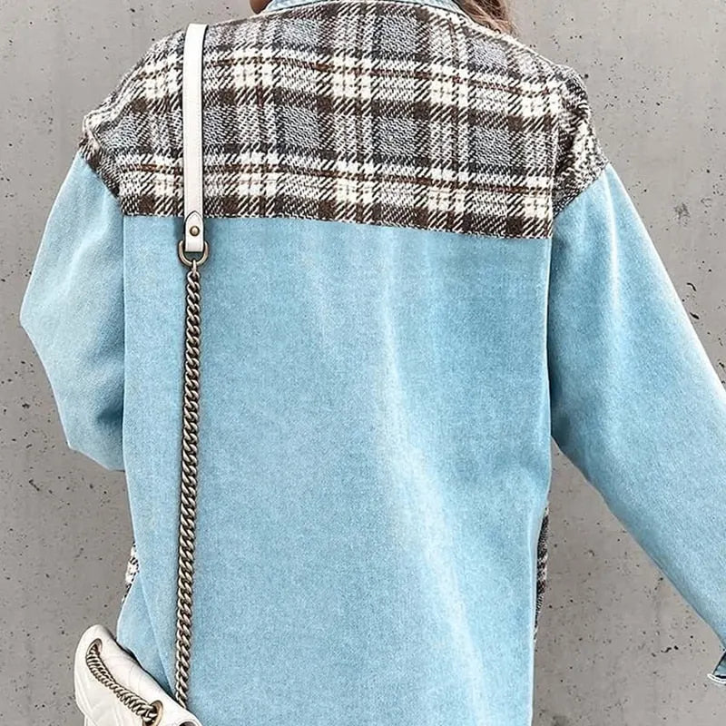NINA | Dames Denim Jack Met Geruit Detail – Stoer, Vrouwelijk & Perfect Voor Elke Dag