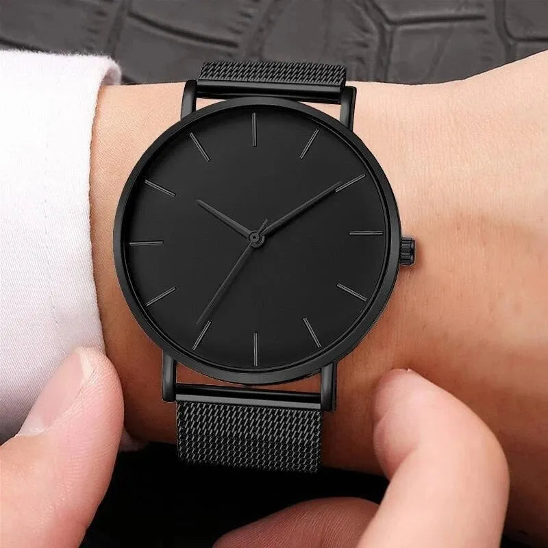 Minimalistische Uhr für Herren