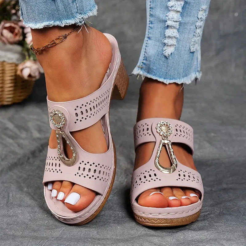 Runa | Chic og komfortable Ortopædiske sandaler