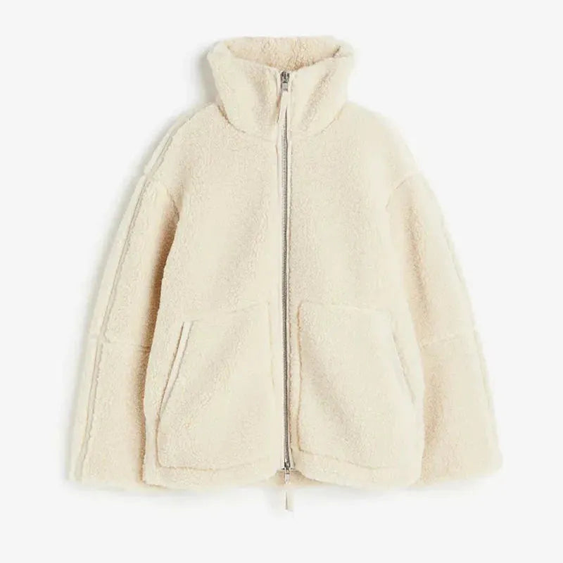 - Lammwolljacke fÃ¼r Damen