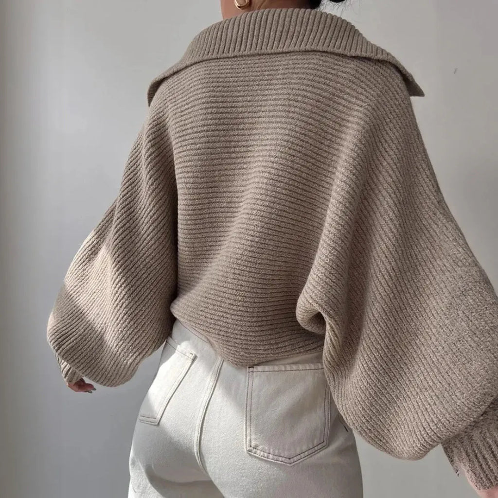 Oversized Strickpullover mit tiefem V-Ausschnitt