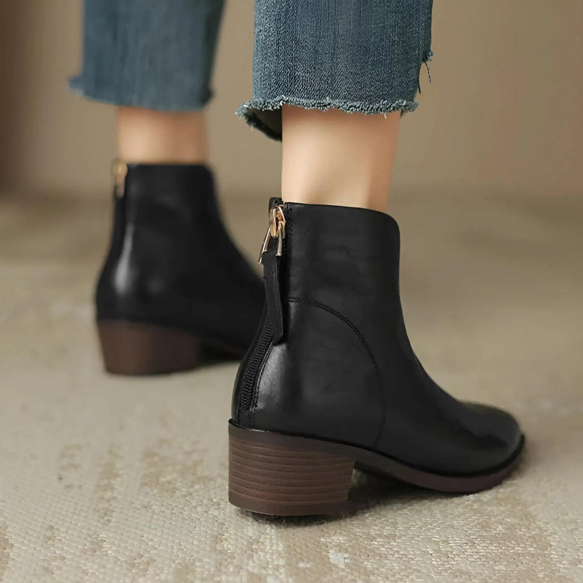Dames Enkellaarsjes van Leer Met Rits & Blokhak – Elegant, Comfortabel & Stabiel