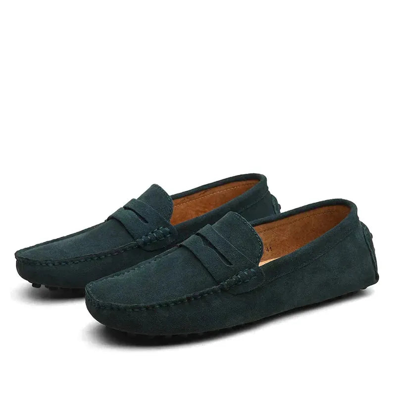 Wildleder-Slipper im italienischen Stil