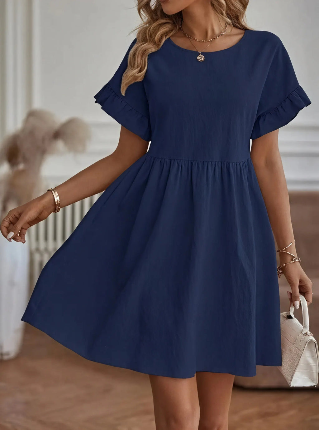 A-Linien Kleid mit Rüschenärmeln und Taillierung