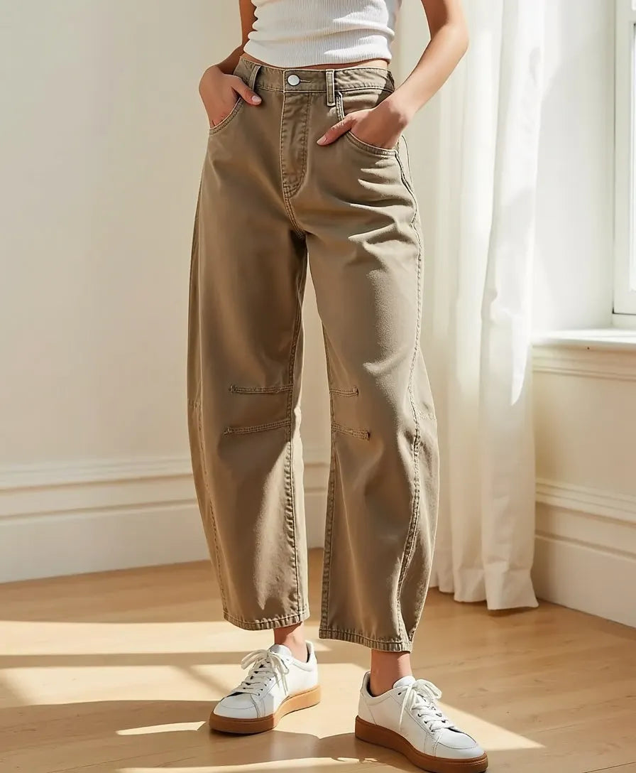 Women's High-Waisted Jeans with Wide Legs