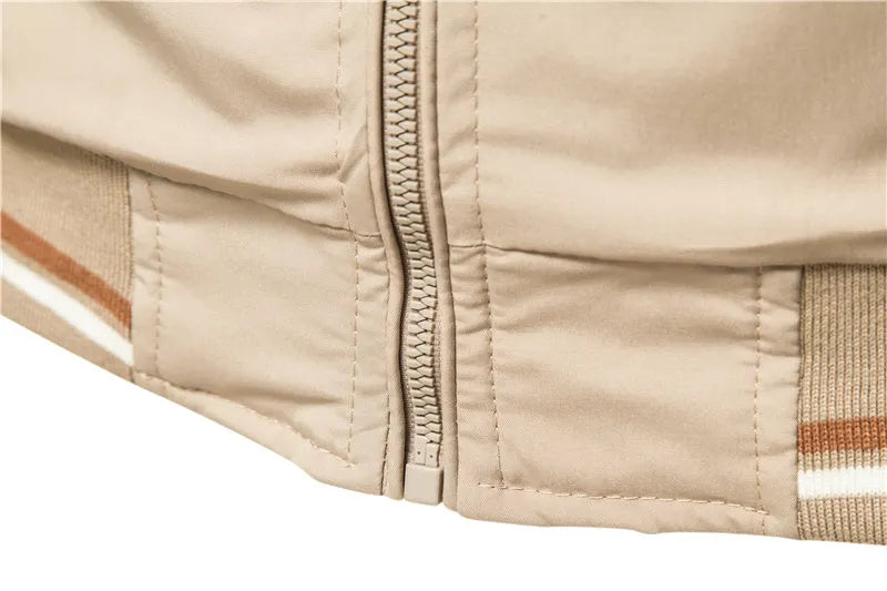 Stylische Herren - Bomberjacke