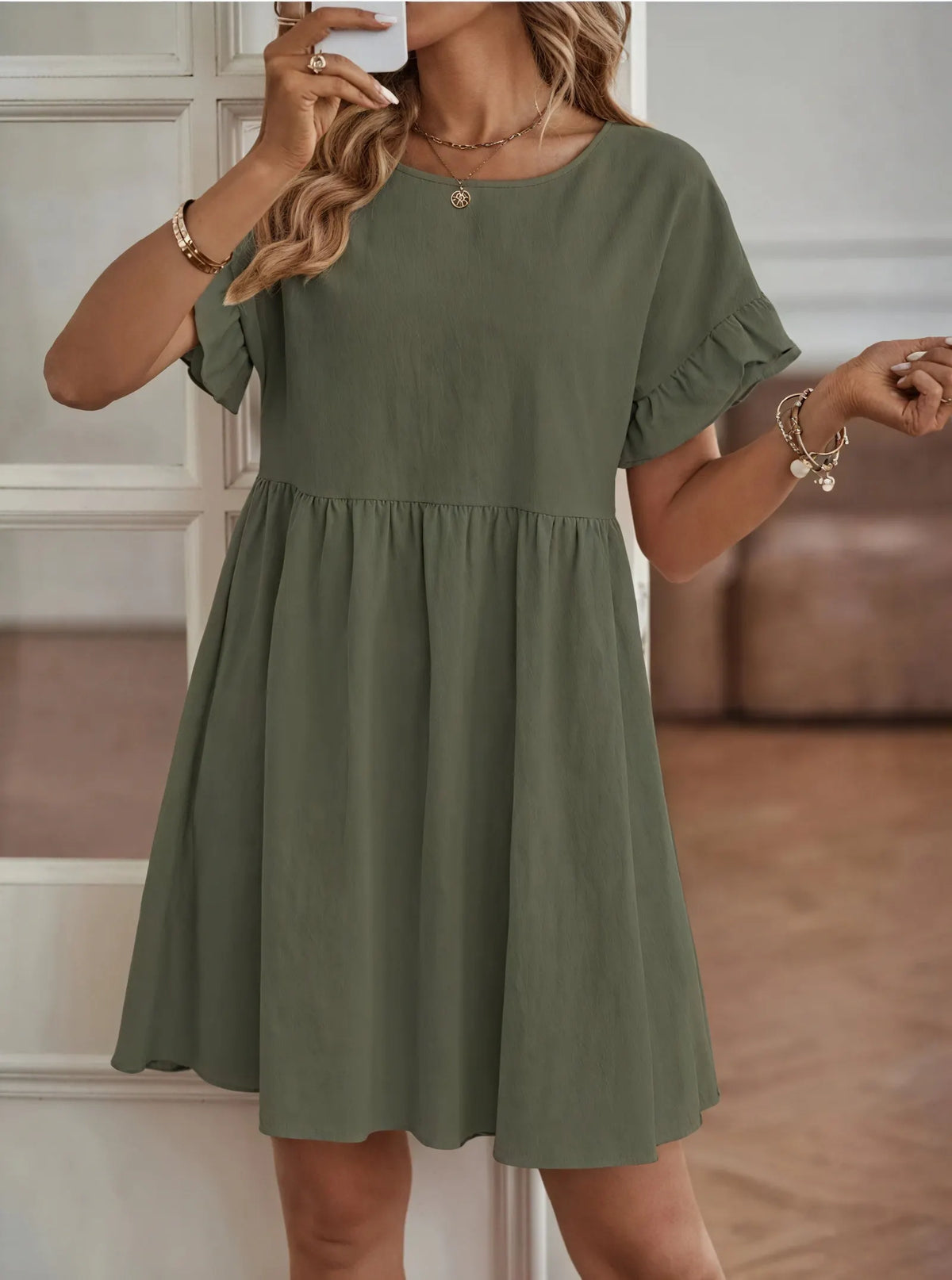 A-Linien Kleid mit Rüschenärmeln und Taillierung