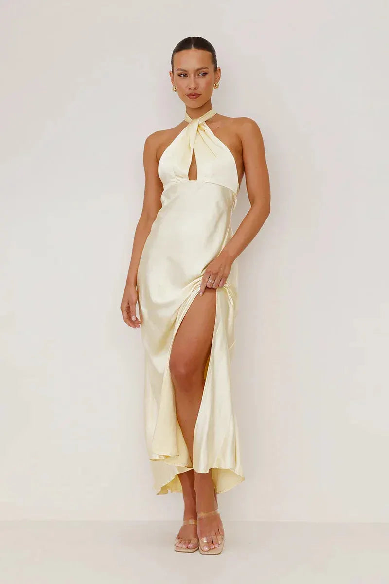 AMALIA | Elegante Gele Maxi Jurk met Halternek Voor Dames en Cut-Out Detail