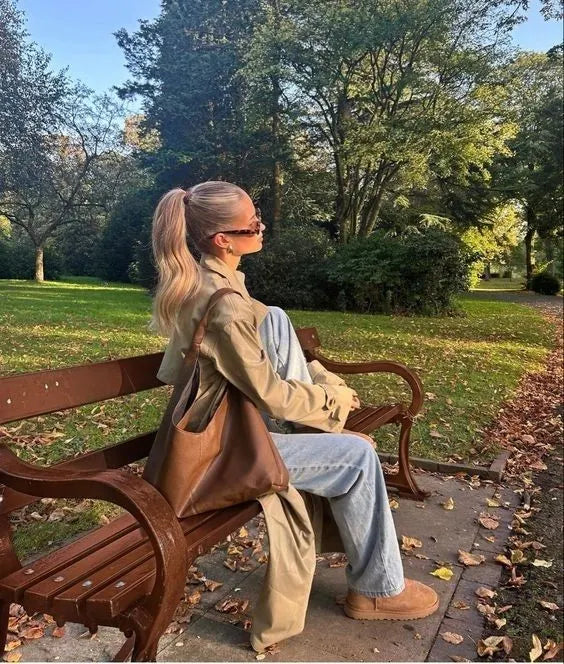 Stijlvolle Lange Trenchcoat voor Dames met Klassiek Ontwerp