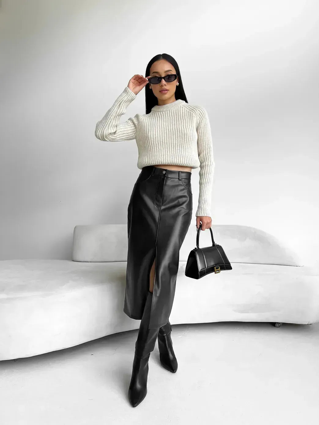PATRICIA | Zwarte Leren Dames Rok Met Split - Luxe, Stijl & Veelzijdig