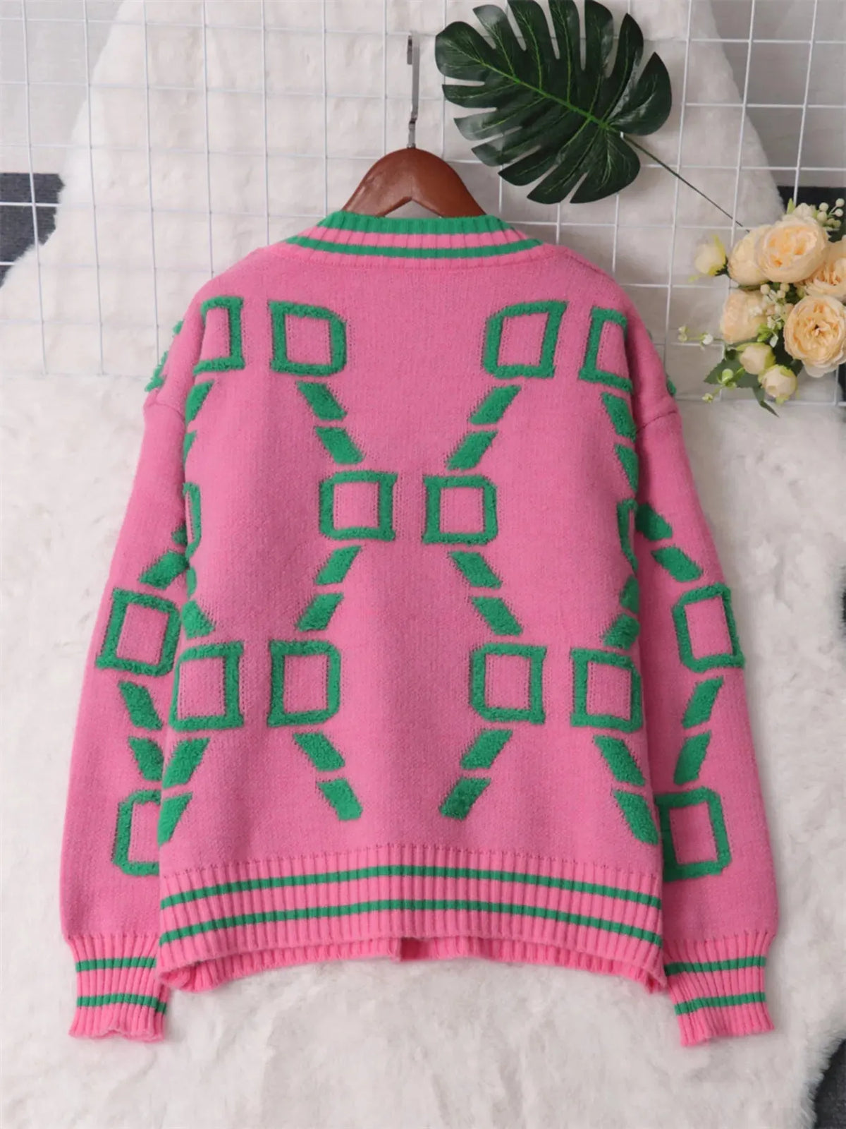 Contrast Round Neck Long Sleeve Sweater