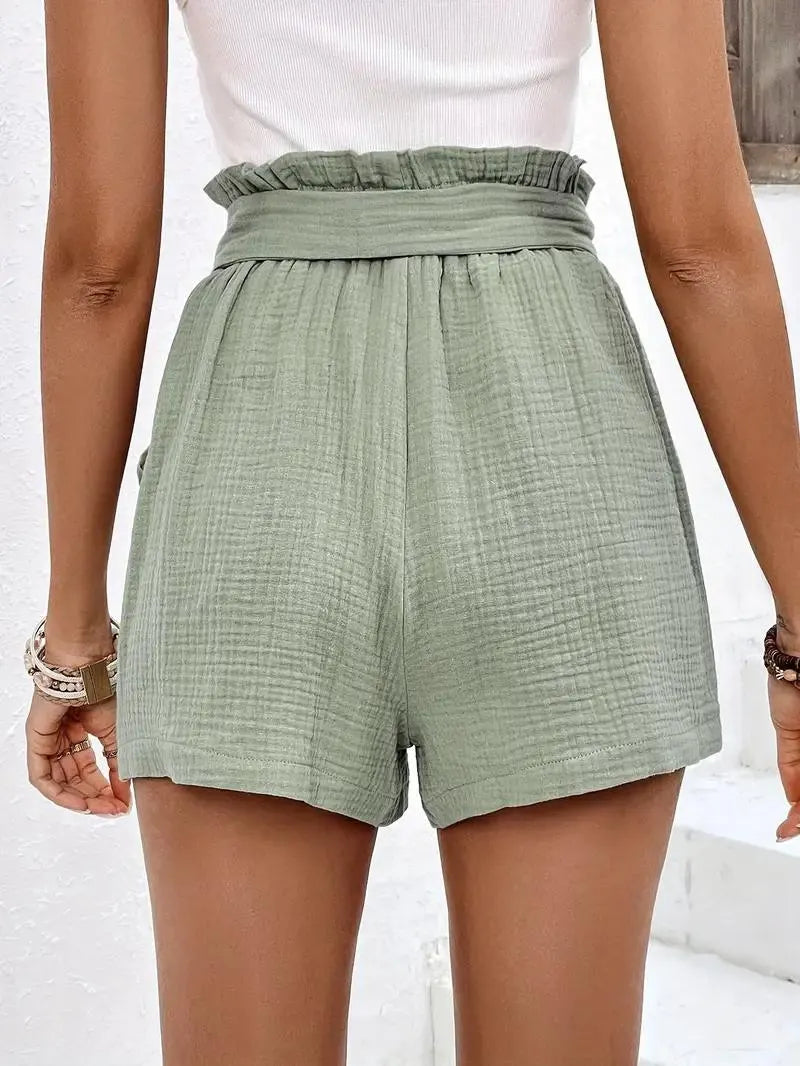 Taillenhohe Shorts mit Bindegürtel
