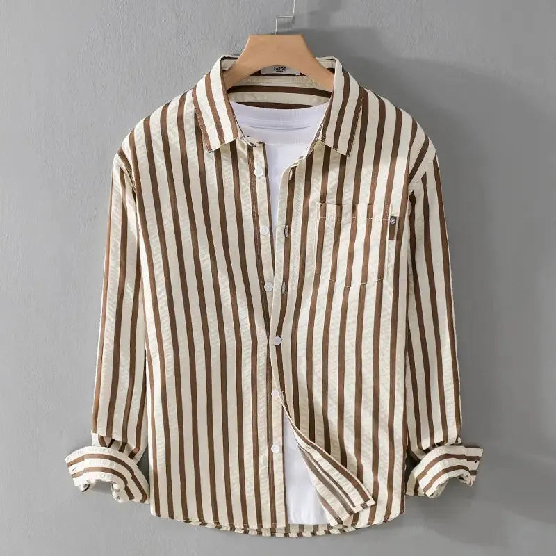 Gestreiftes Lässiges Button-Down-Hemd