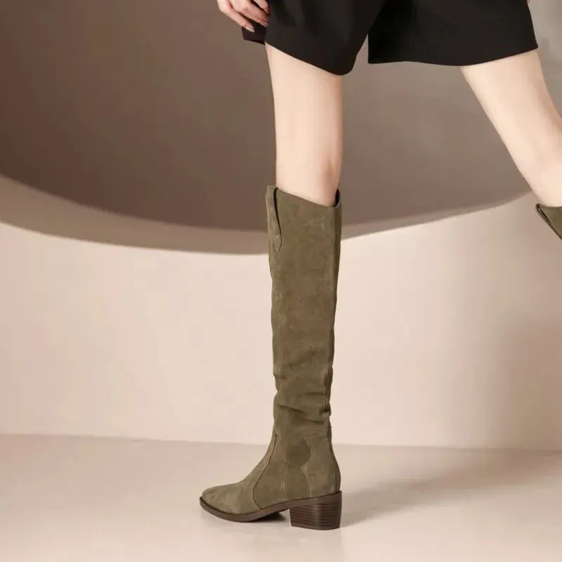 - Vintage-Stiefel aus Wildleder mit RÃ¼schen