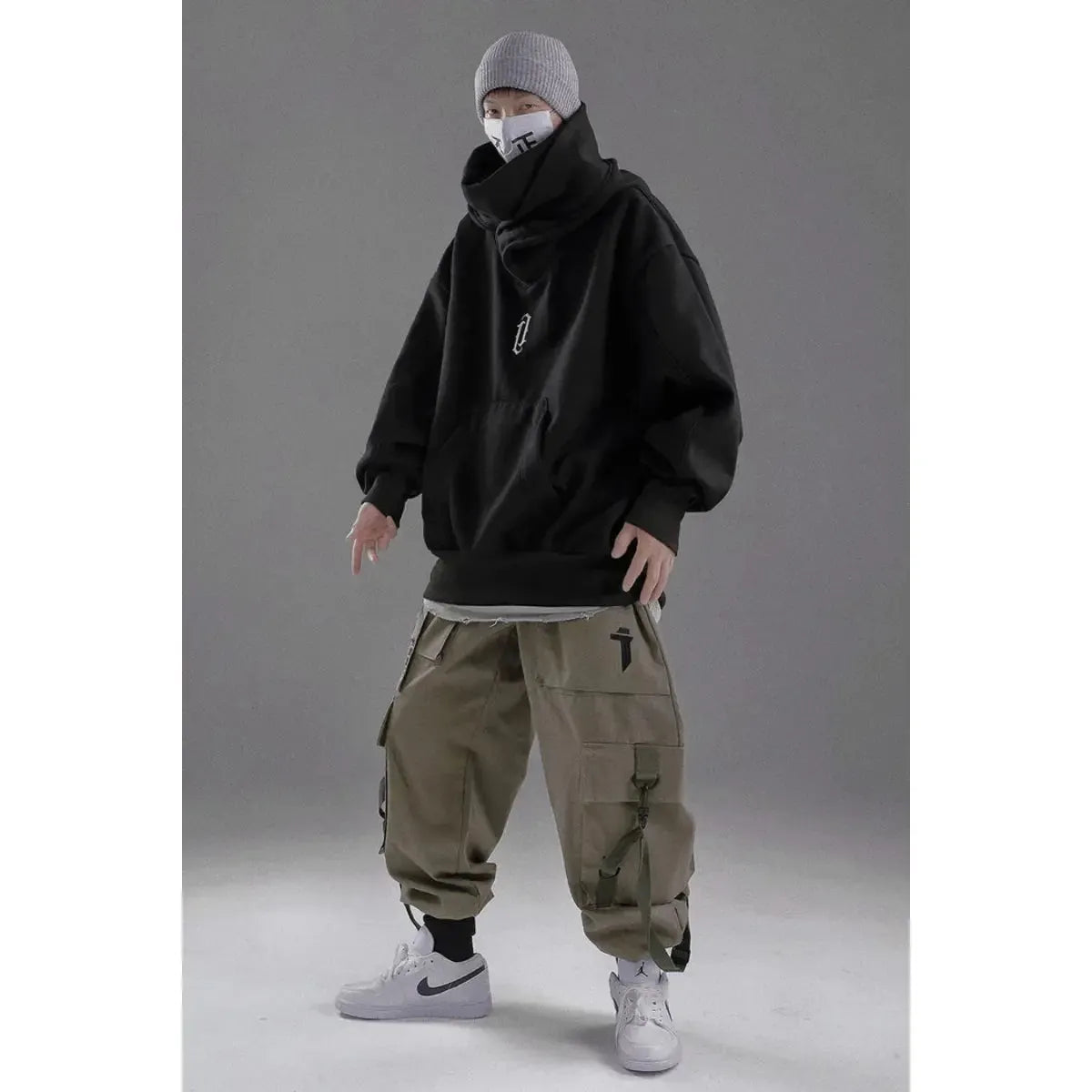 Ninja-Hoodie Mit Doppeltem Ausschnitt