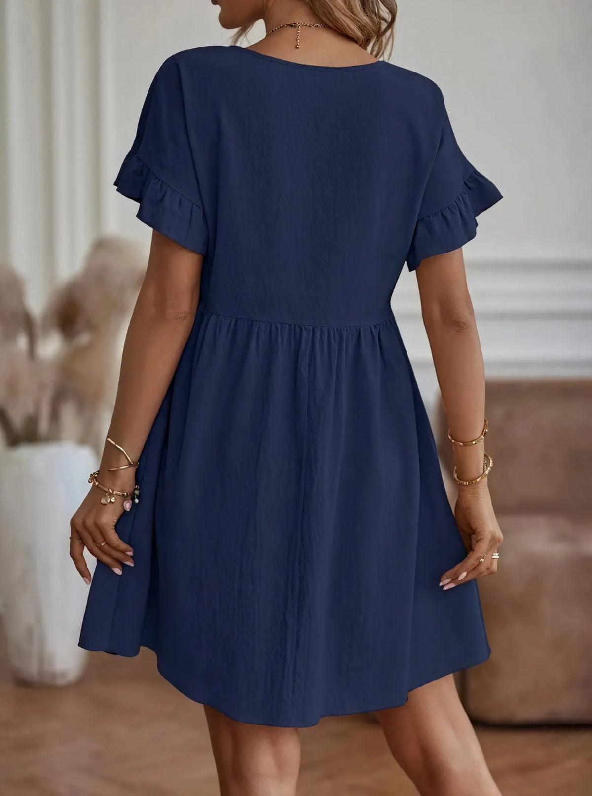 A-Linien Kleid mit Rüschenärmeln und Taillierung