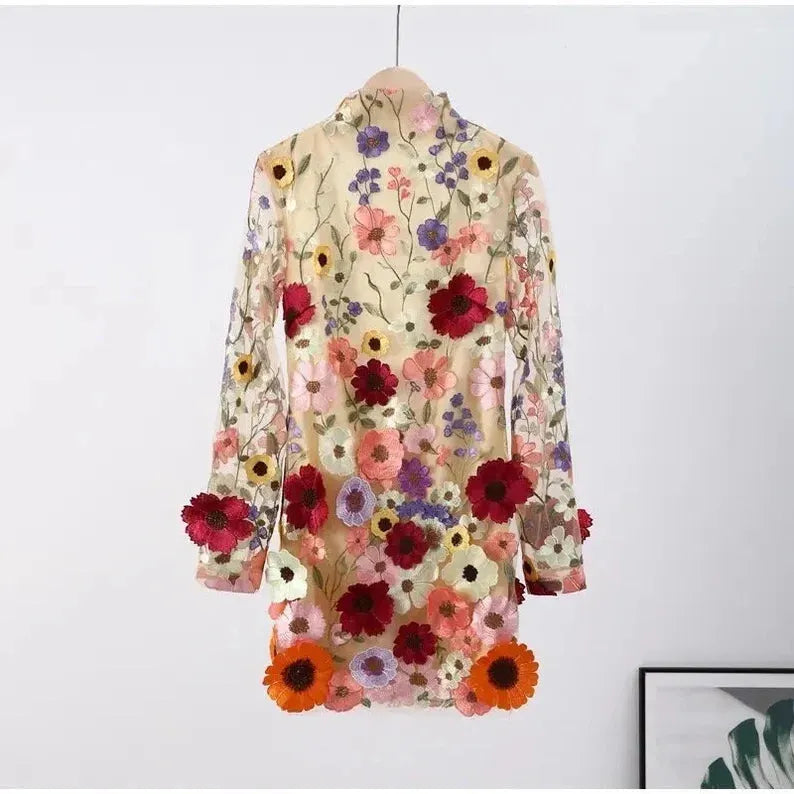 handgefertigtes Blumenkleid