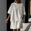 Lässiges Oversized T-Shirt mit Shorts
