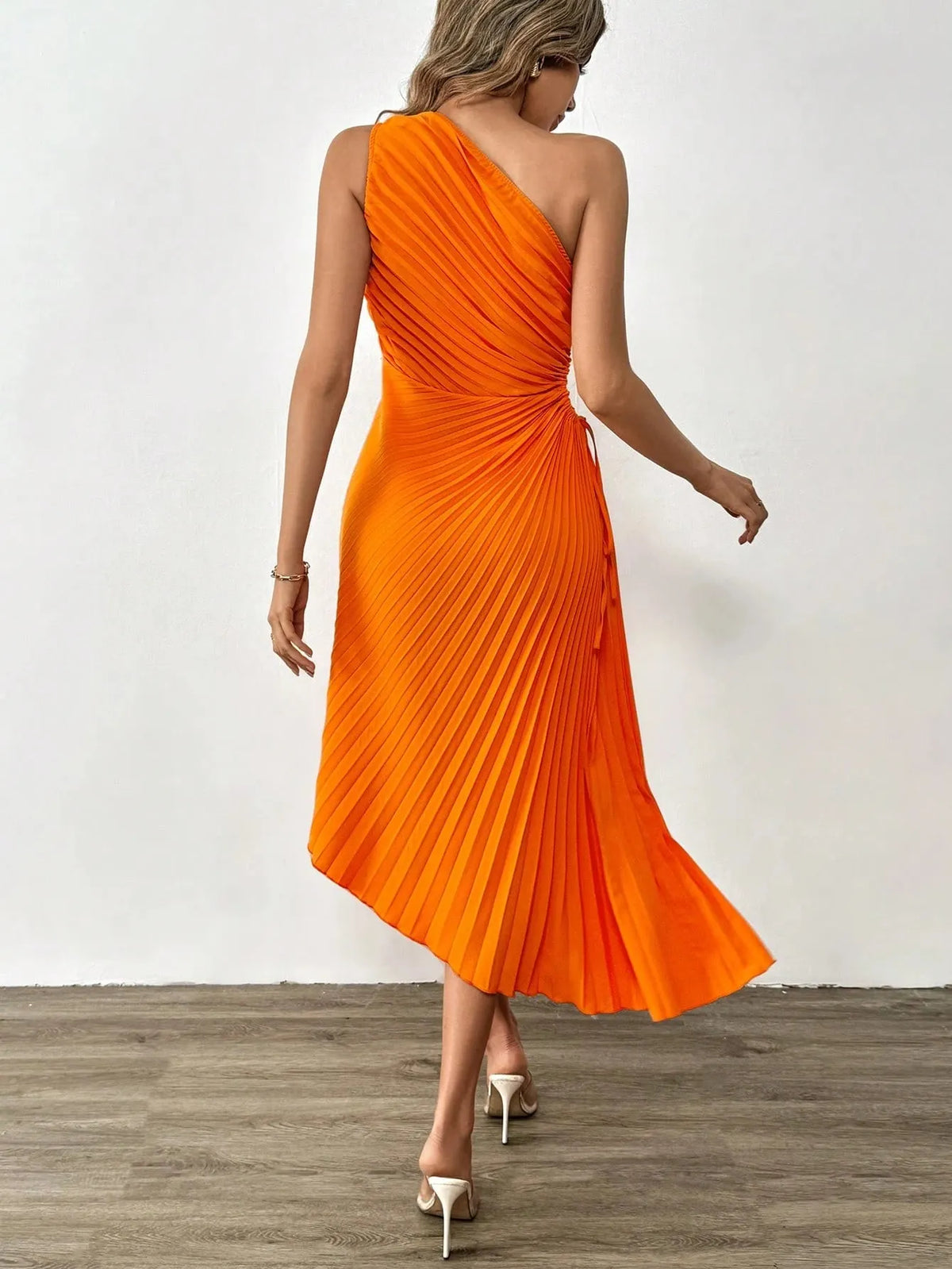 Vestido Midi Feminino Eleonora Laranja Plissado