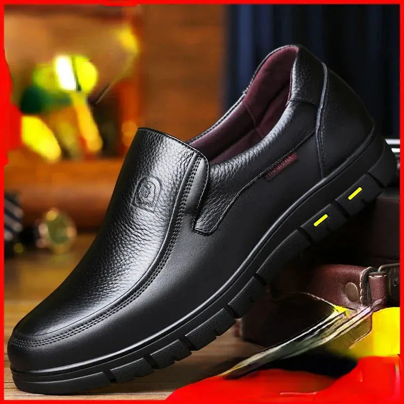 - Herren-Freizeitschuhe aus echtem Leder