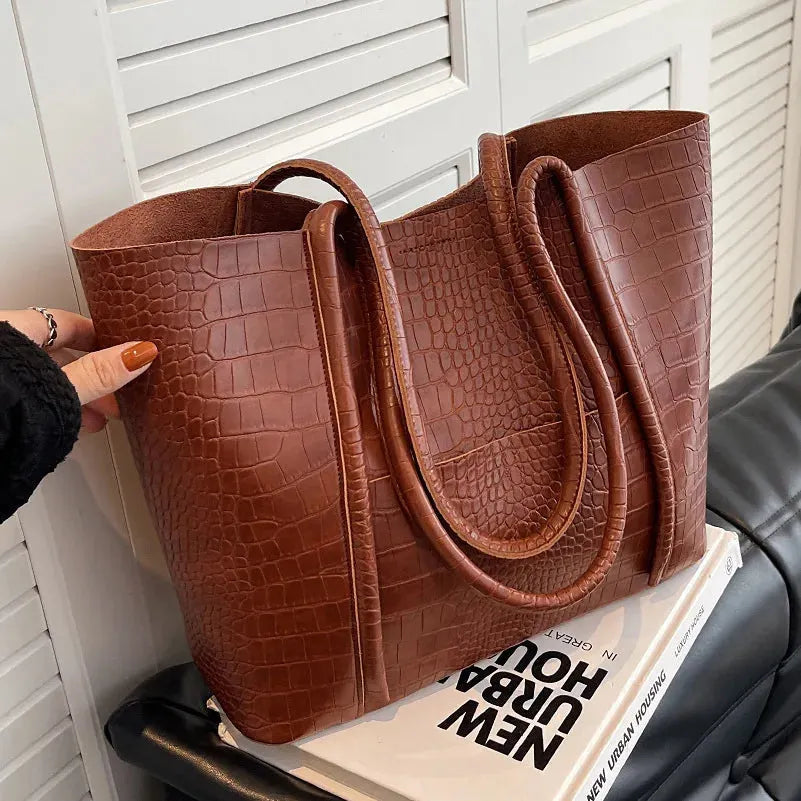 Blanca | Vintage Skuldertaske i Brunt Krokodilleskind