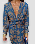 Bedrucktes Langarmkleid – V-Ausschnitt mit Knotendetail