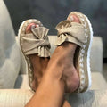 - OrthopÃ¤dische Modedesign-Sandalen