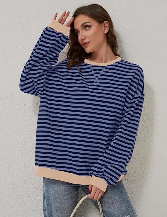 ÃœbergroÃŸer und gestreifter Pullover fÃ¼r Damen