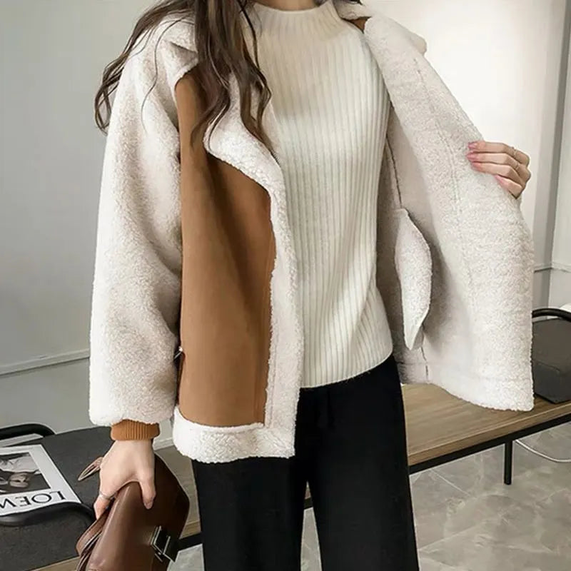 Zweifarbiger Mantel – Faux Shearling Futter & Wildleder-Optik
