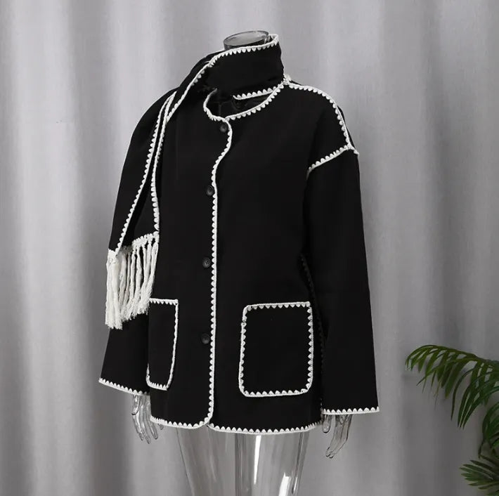 - Statement-Jacke mit Halstuch