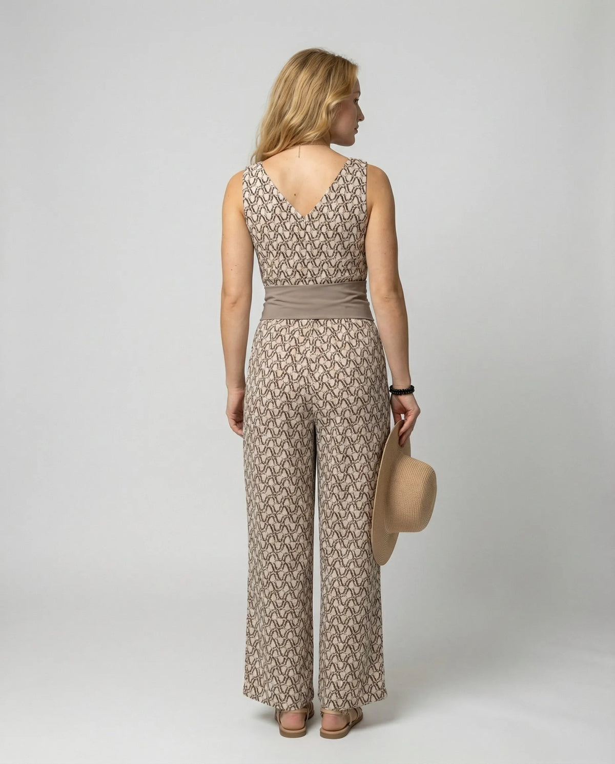 Stilvoller Baumwoll Jumpsuit Mit Eleganz
