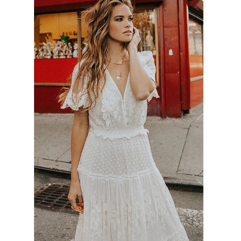 Annika | Elegantes Maxikleid mit V-Ausschnitt und Blumenspitze