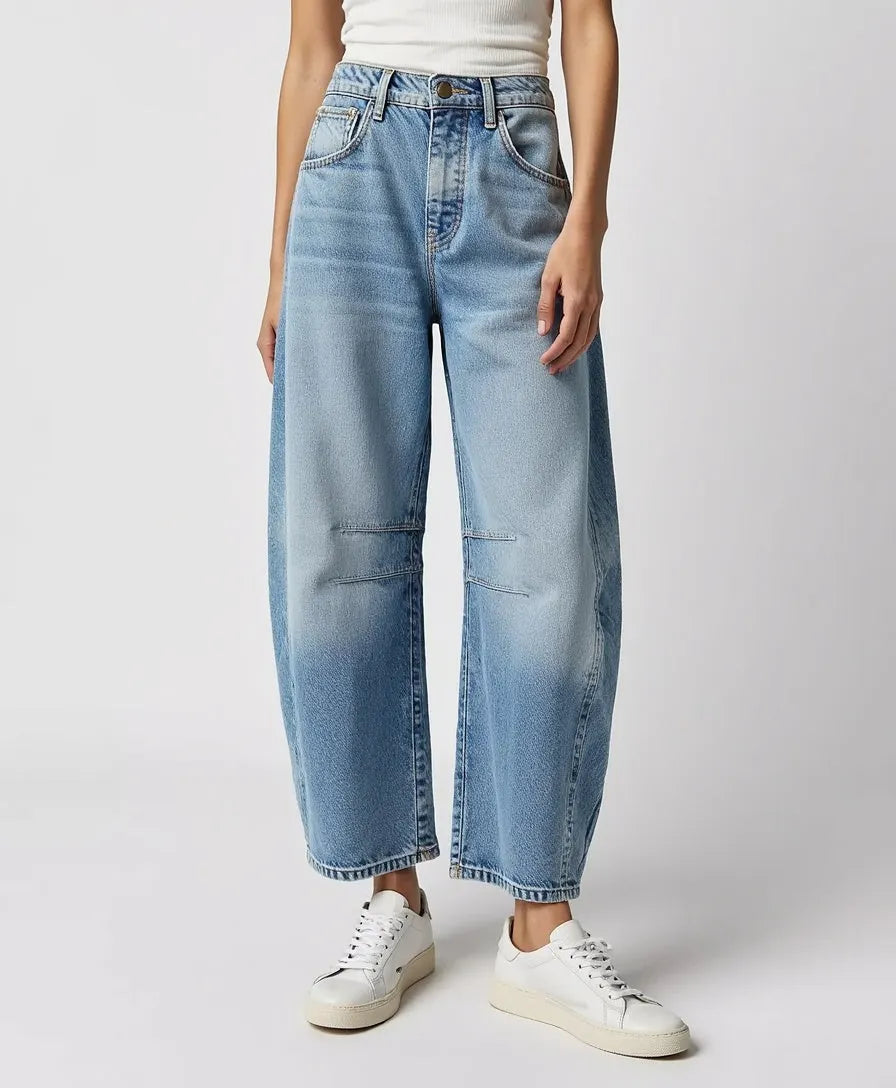 Women's High-Waisted Jeans with Wide Legs