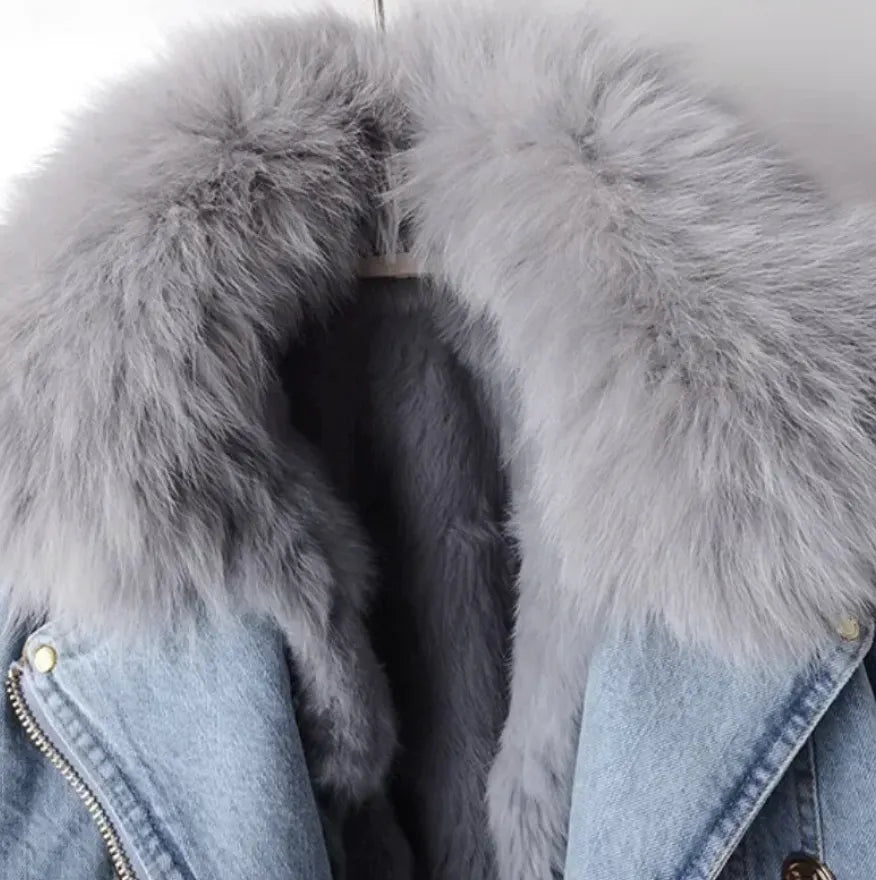 SCHICKE JEANSJACKE