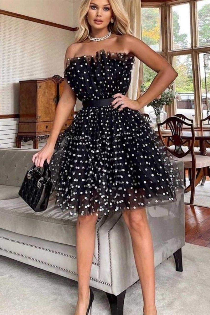 Punktiertes Kleid mit TÃ¼ll-Akzent